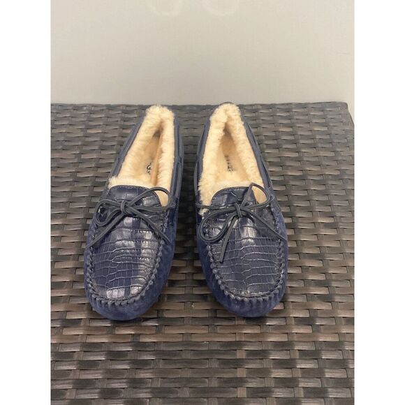 UGGs Dakota Croco Moccasin shoes size 9 - Picture 2 of 6